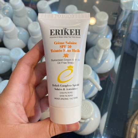 کرم ضد آفتاب فاقد چربی اریکه SPF50 حجم ۵۰ میلی لیتر