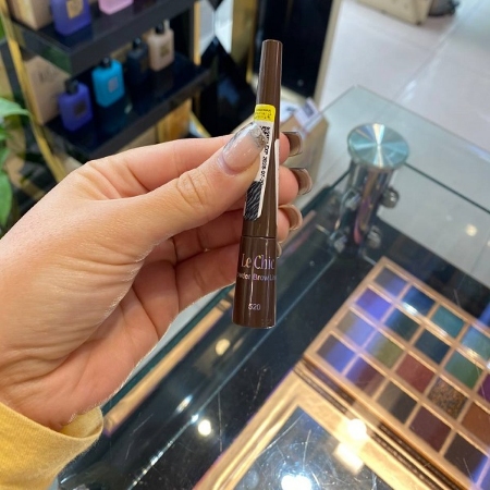 سایه ابرو پودری لچیک