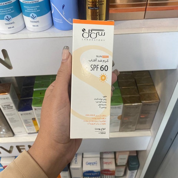 کرم ضد آفتاب سی گل با SPF60 حجم 50 میلی لیتر
